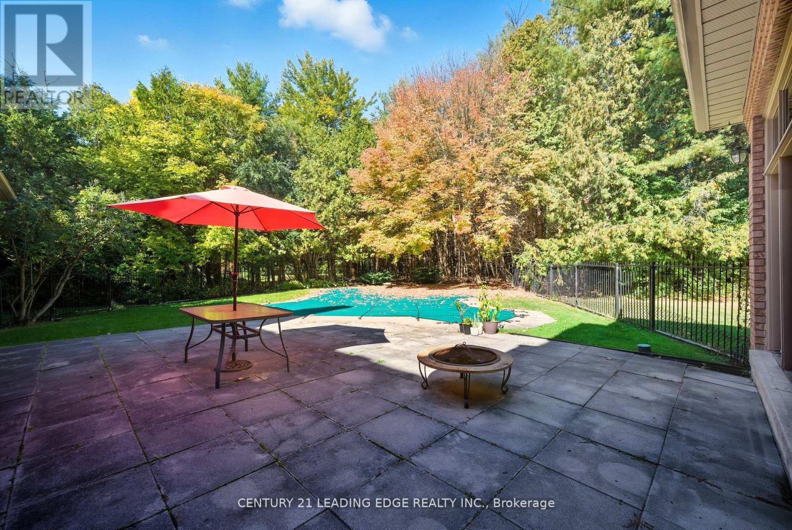 8 Bunhill Court Property Photo 40