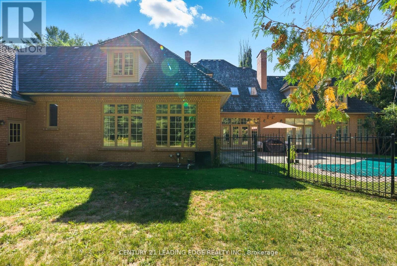 8 Bunhill Court Property Photo 45