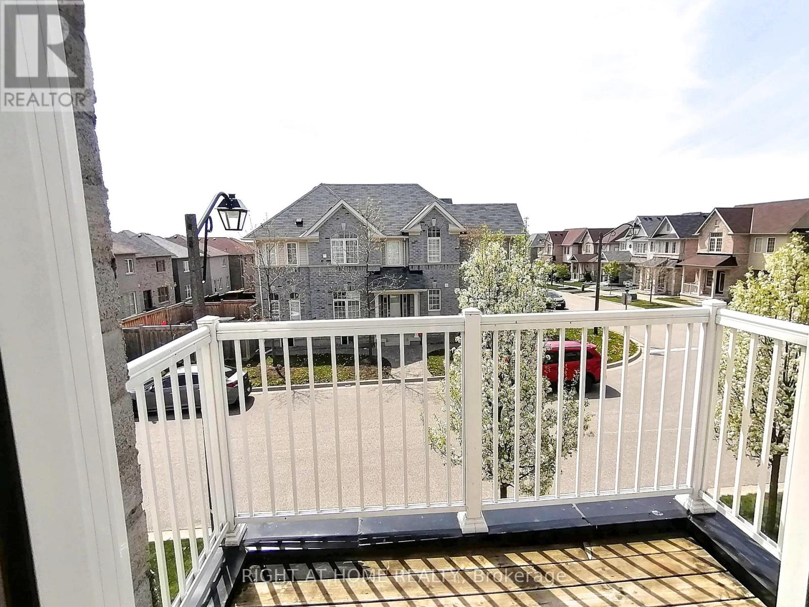 51 Devineridge Avenue Property Photo 18