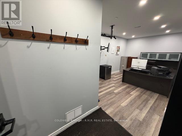 21 - 2691 Markham Road Property Photo 6
