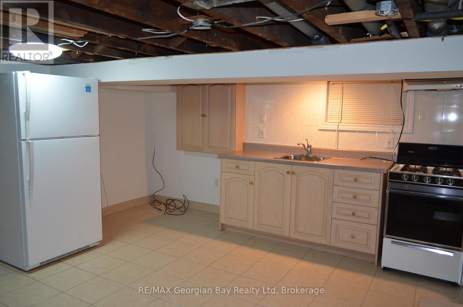 517 Milverton Boulevard Property Photo 12