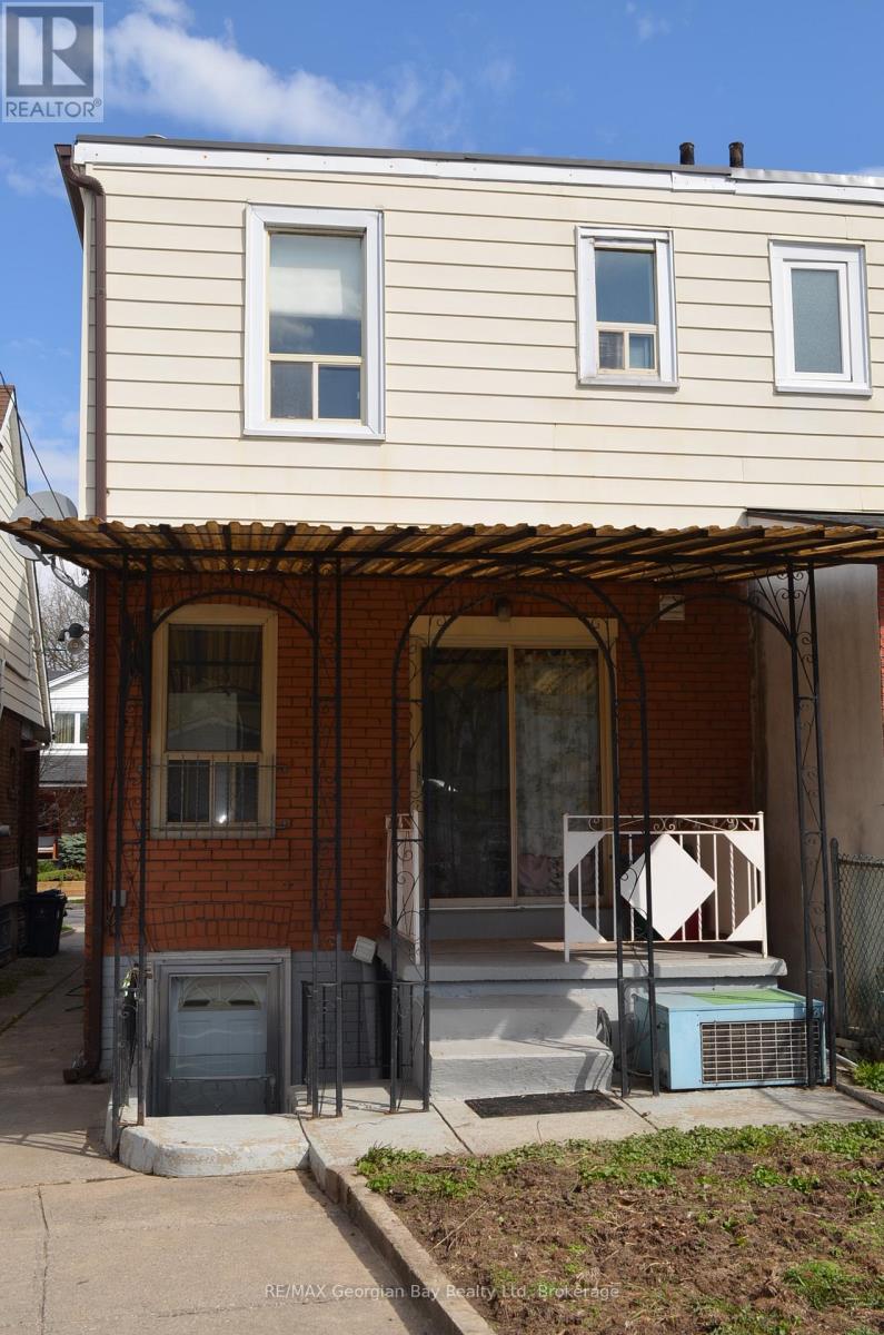 517 Milverton Boulevard Property Photo 17