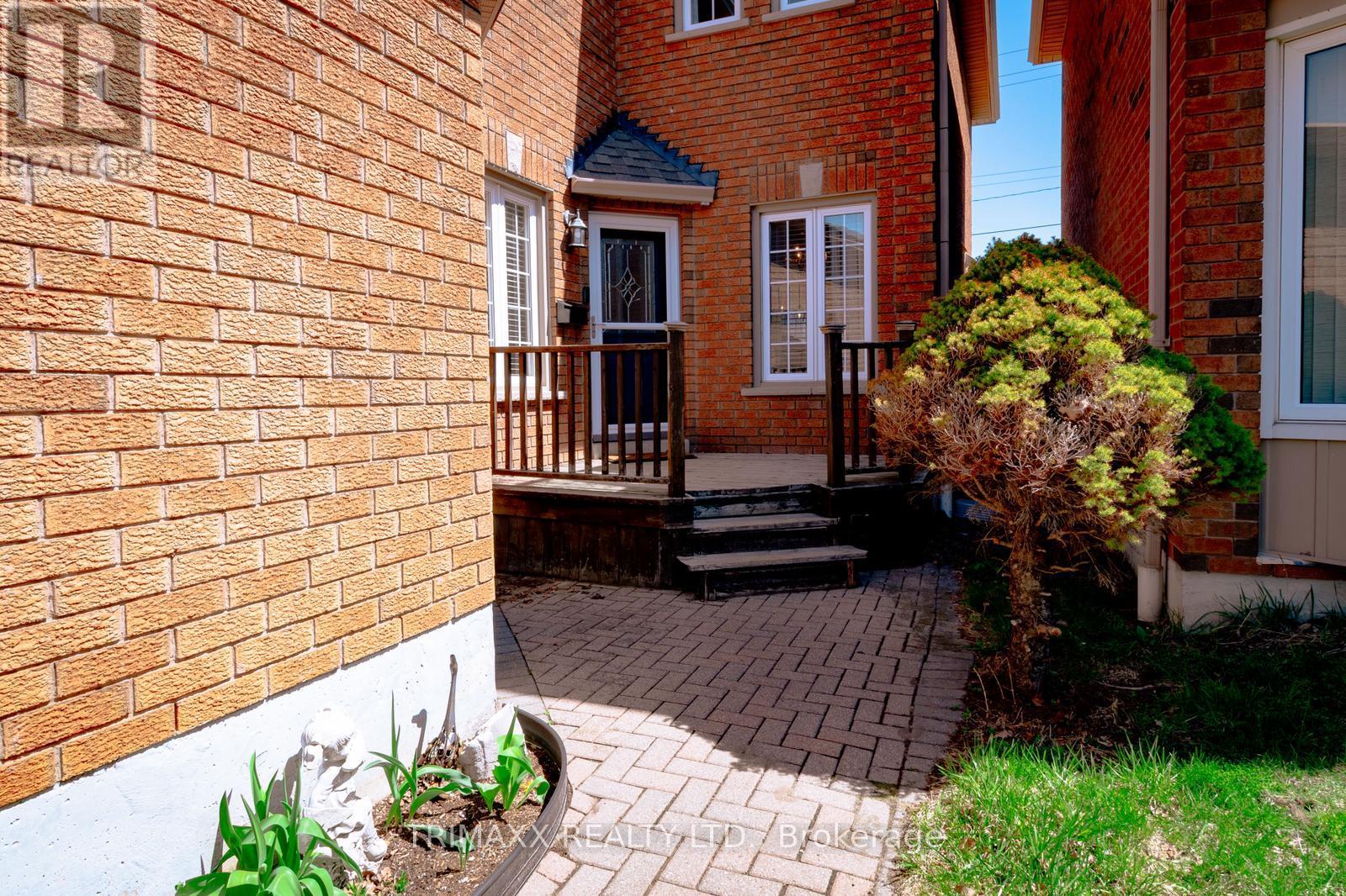 92 Hartrick Place Property Photo 2