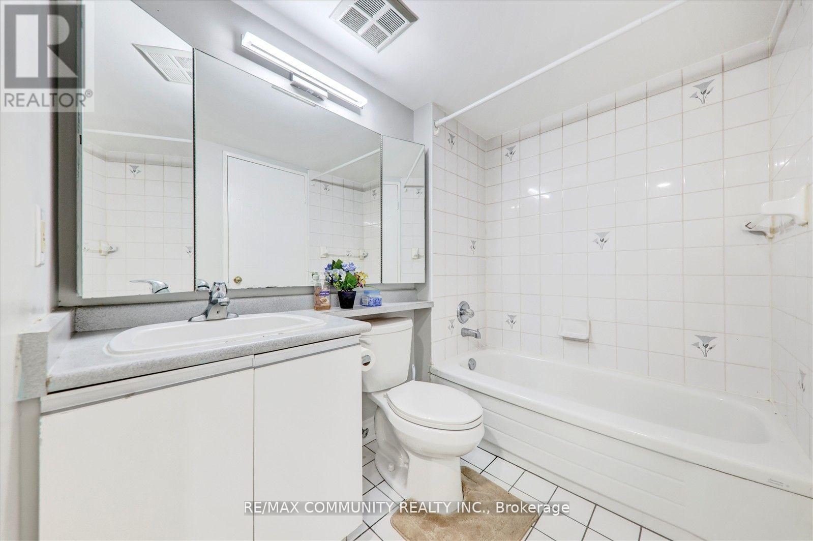Ph11 - 430 Mclevin Avenue Property Photo 22