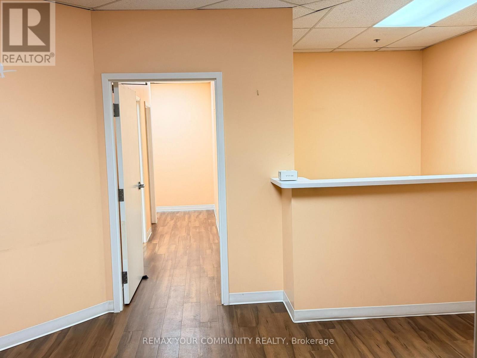 206 - 4040 Finch Avenue E Property Photo 3