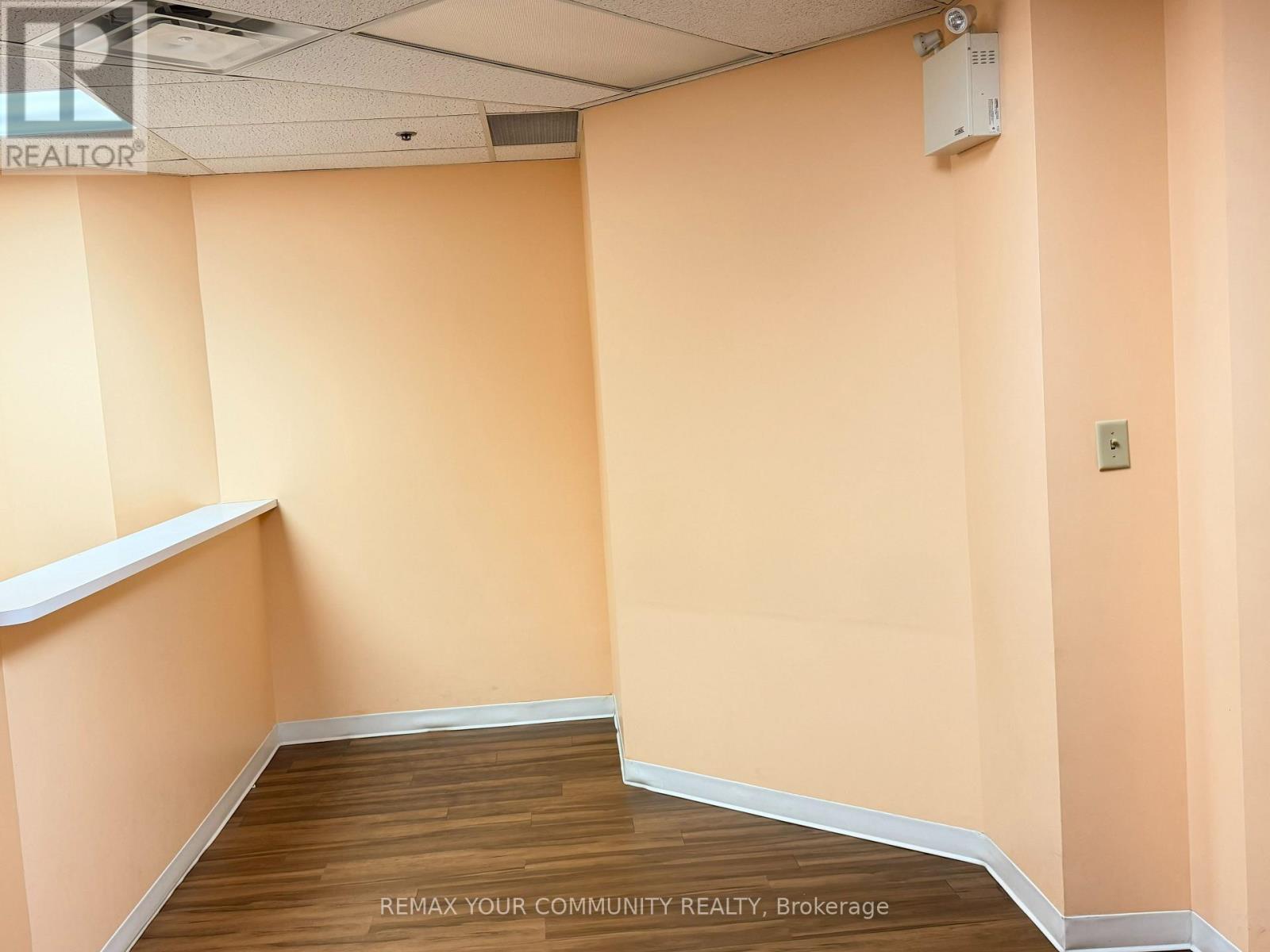 206 - 4040 Finch Avenue E Property Photo 4