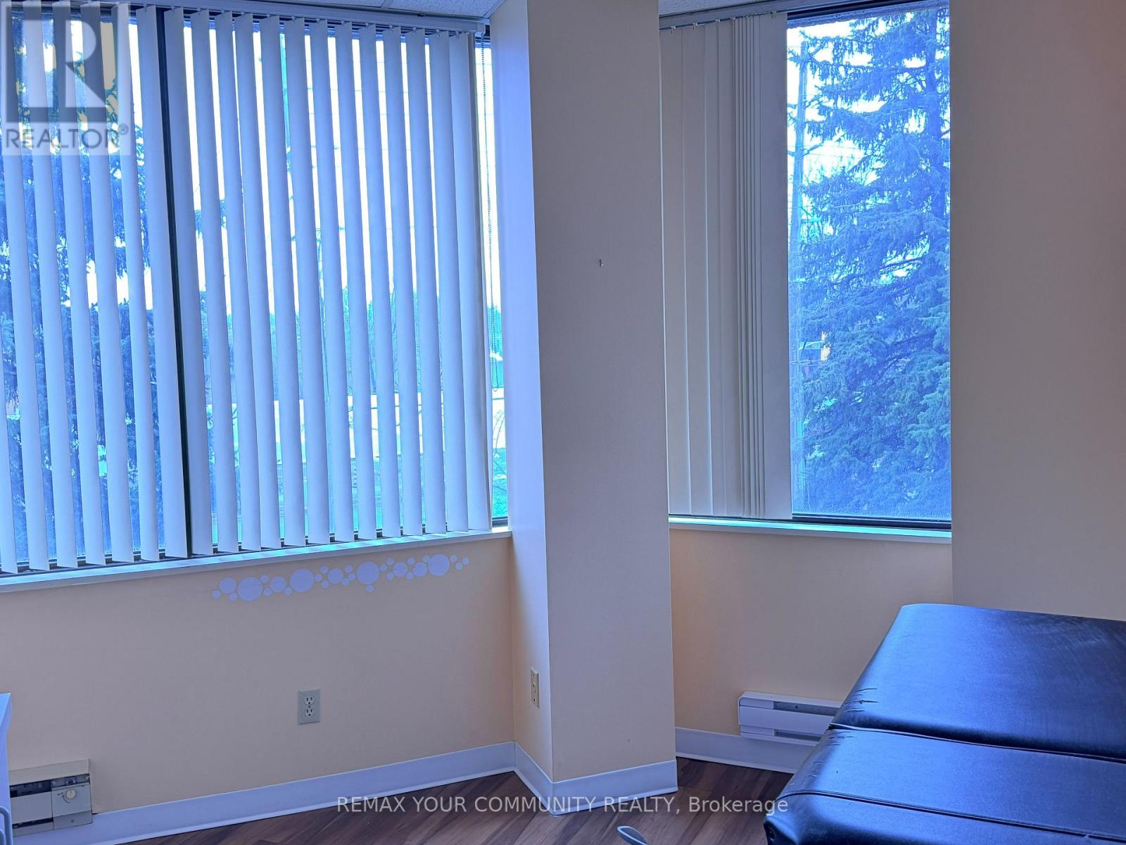 206 - 4040 Finch Avenue E Property Photo 12