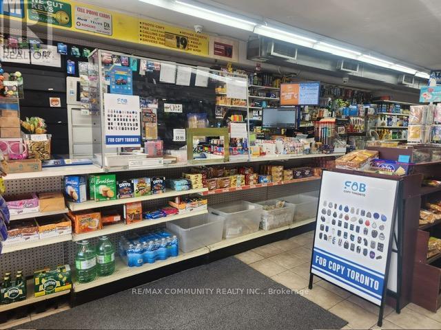 5 - 2404 Eglinton Avenue E Property Photo 16