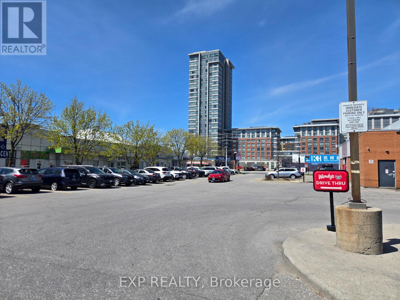 B10 - 4779 Steeles Avenue E Property Photo 4