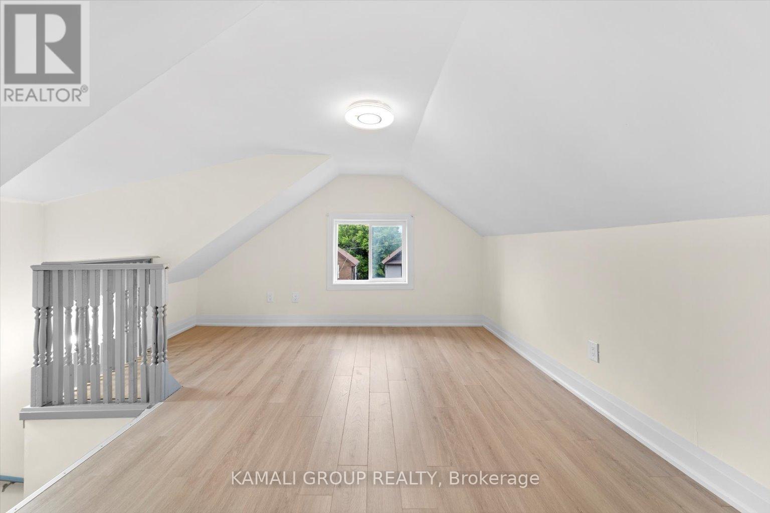 254 Bruce Street Property Photo 29