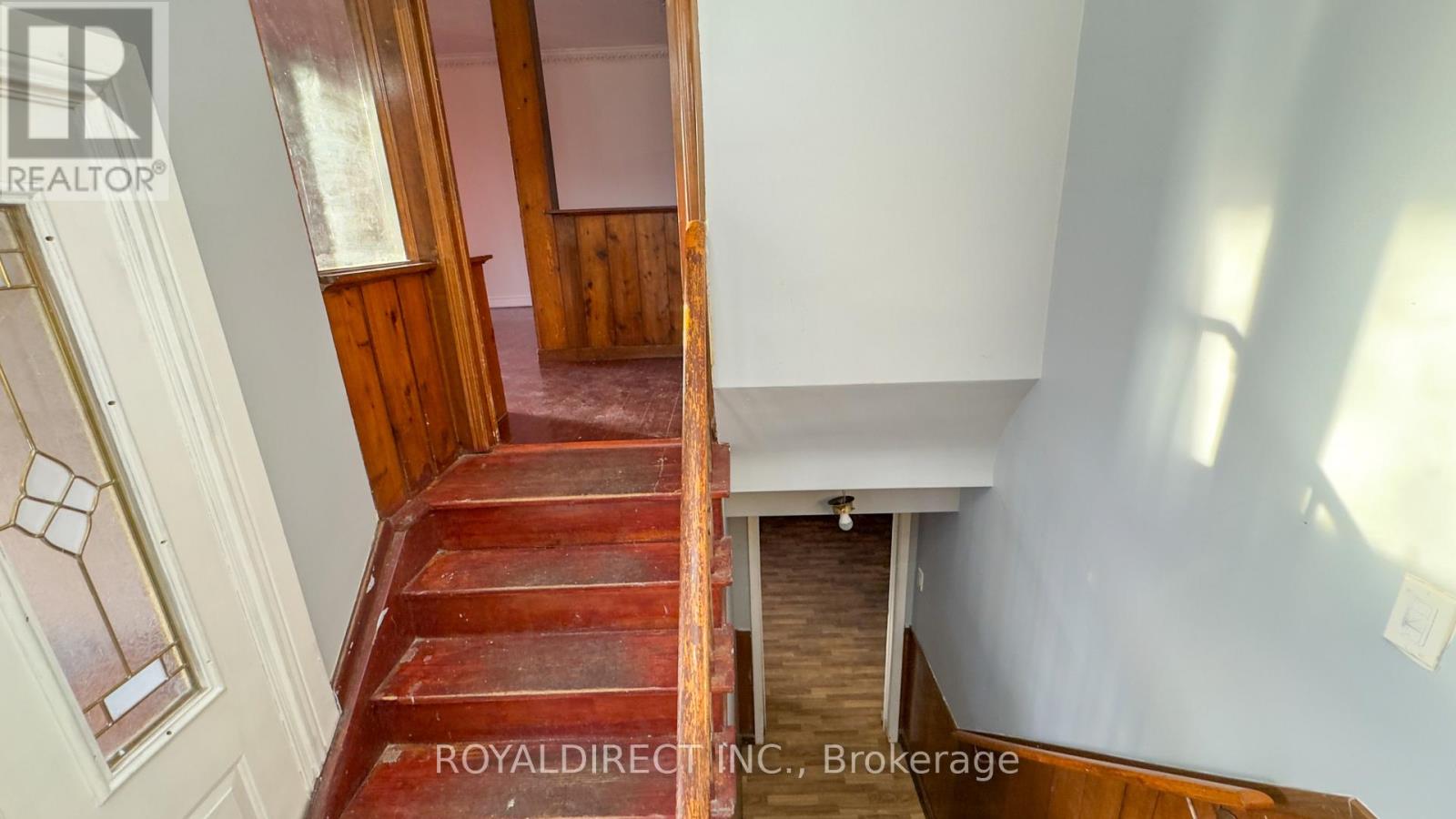 65 Sharbot Avenue Property Photo 7