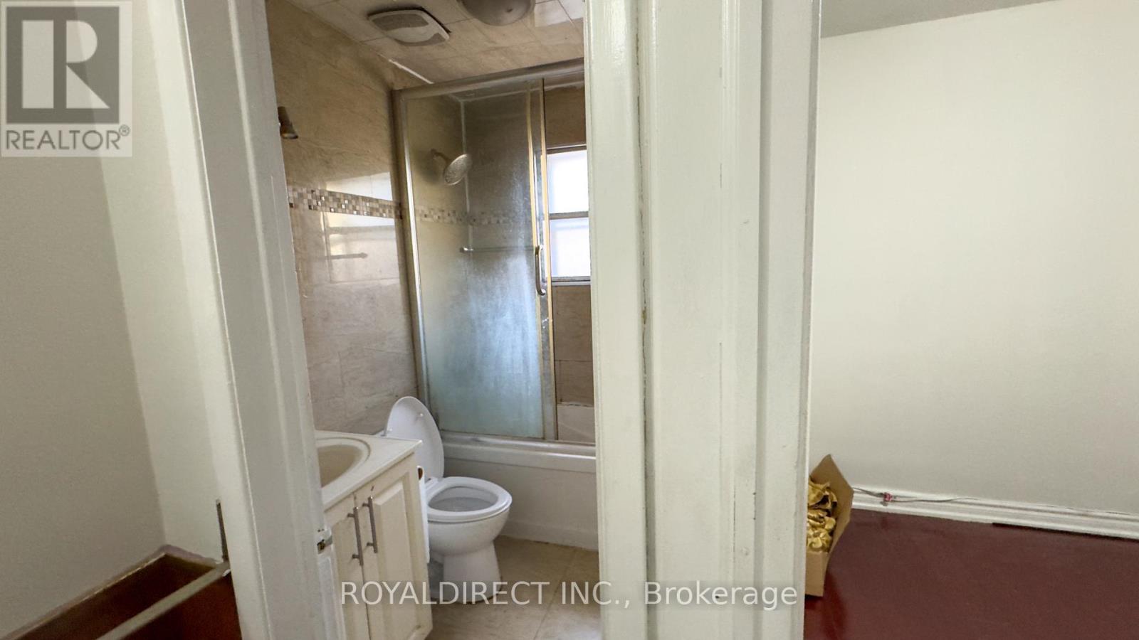 65 Sharbot Avenue Property Photo 16