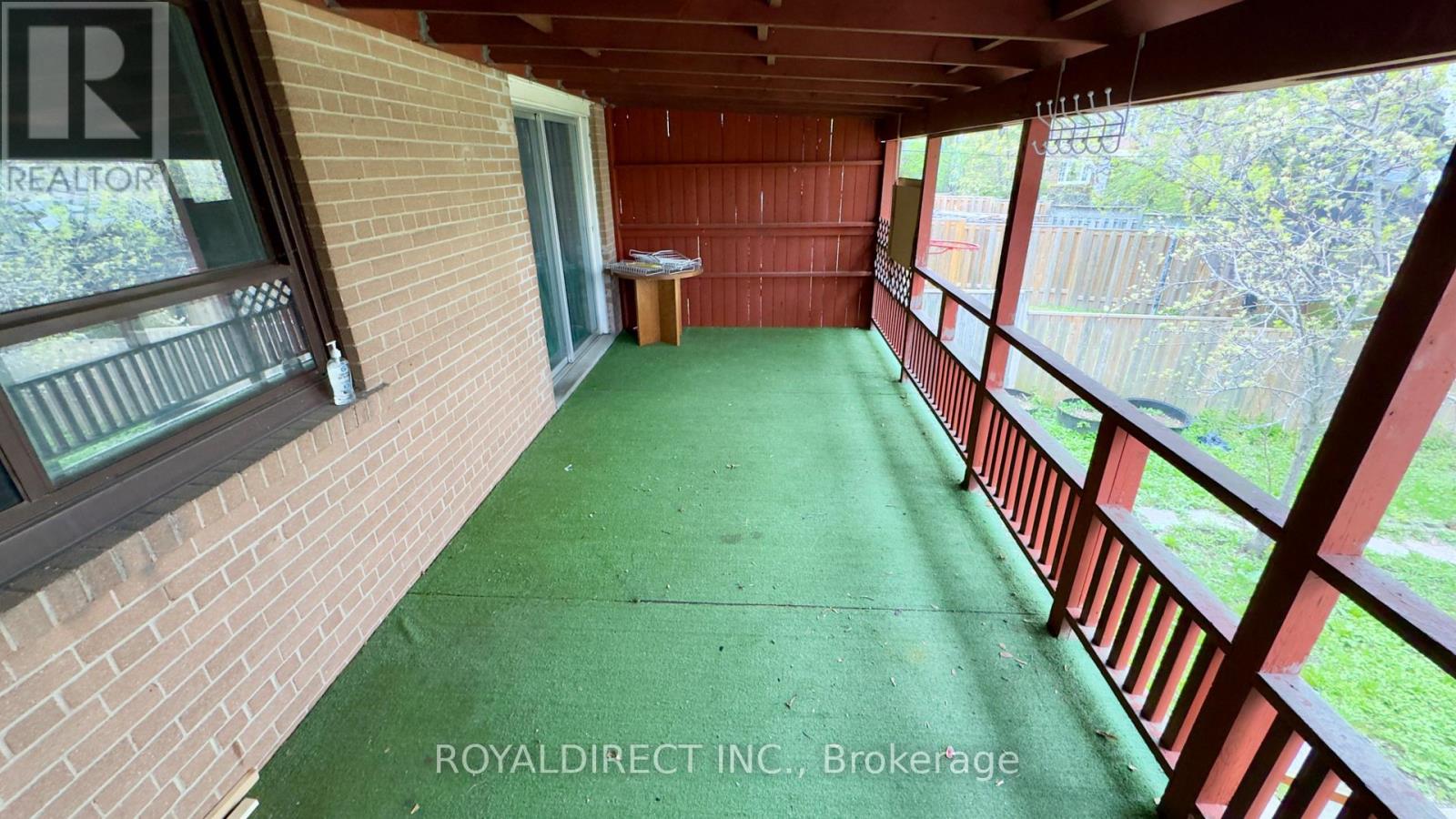 65 Sharbot Avenue Property Photo 19