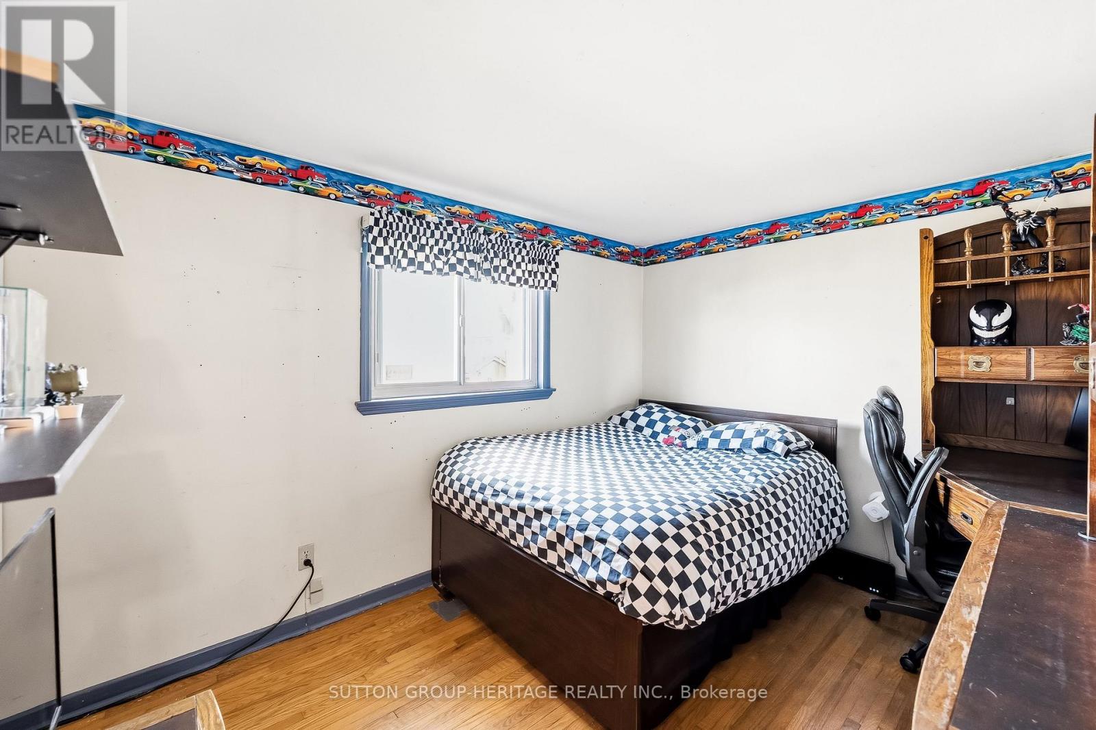 35 Albery Crescent Property Photo 16