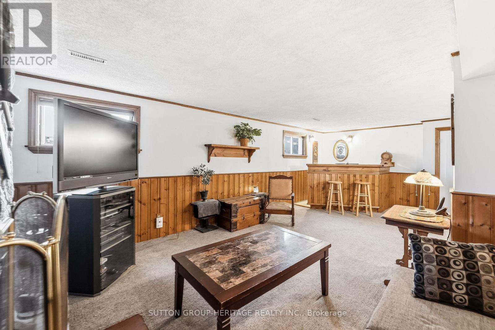 35 Albery Crescent Property Photo 23
