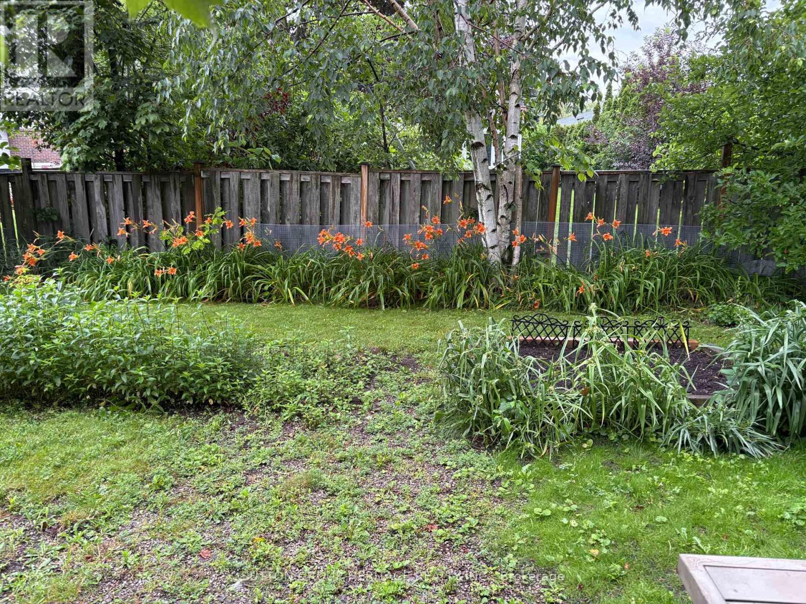 35 Albery Crescent Property Photo 43