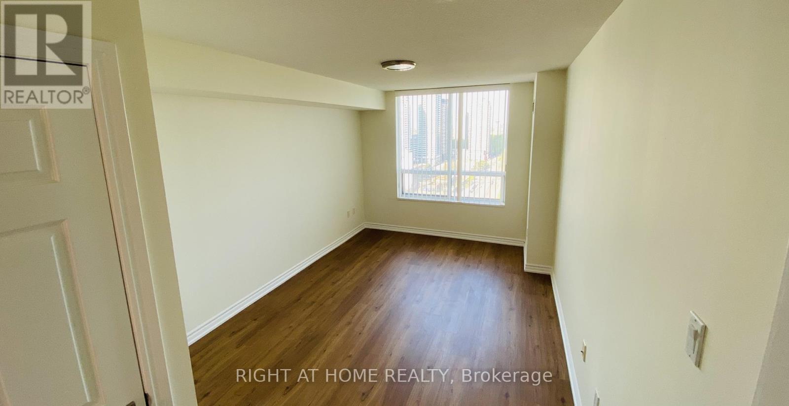 2133 - 125 Omni Drive Property Photo 23