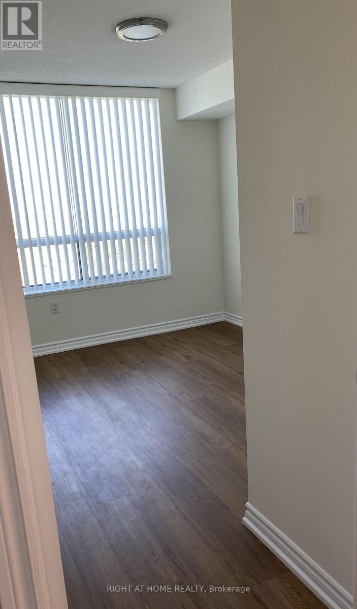 2133 - 125 Omni Drive Property Photo 26