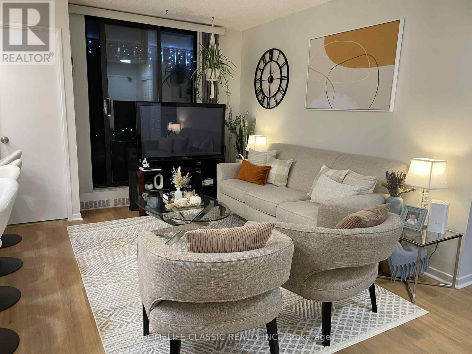 603 - 90 Ling Road Property Photo 2