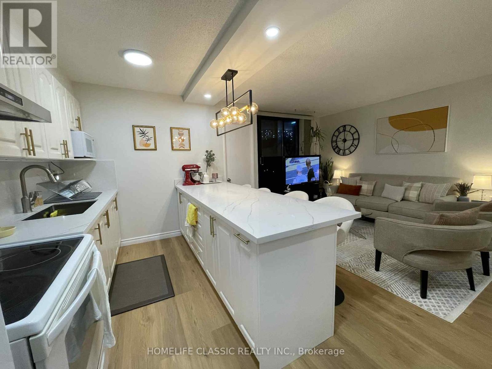 603 - 90 Ling Road Property Photo 3