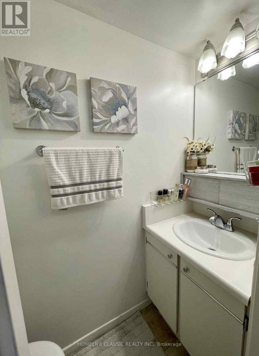 603 - 90 Ling Road Property Photo 15