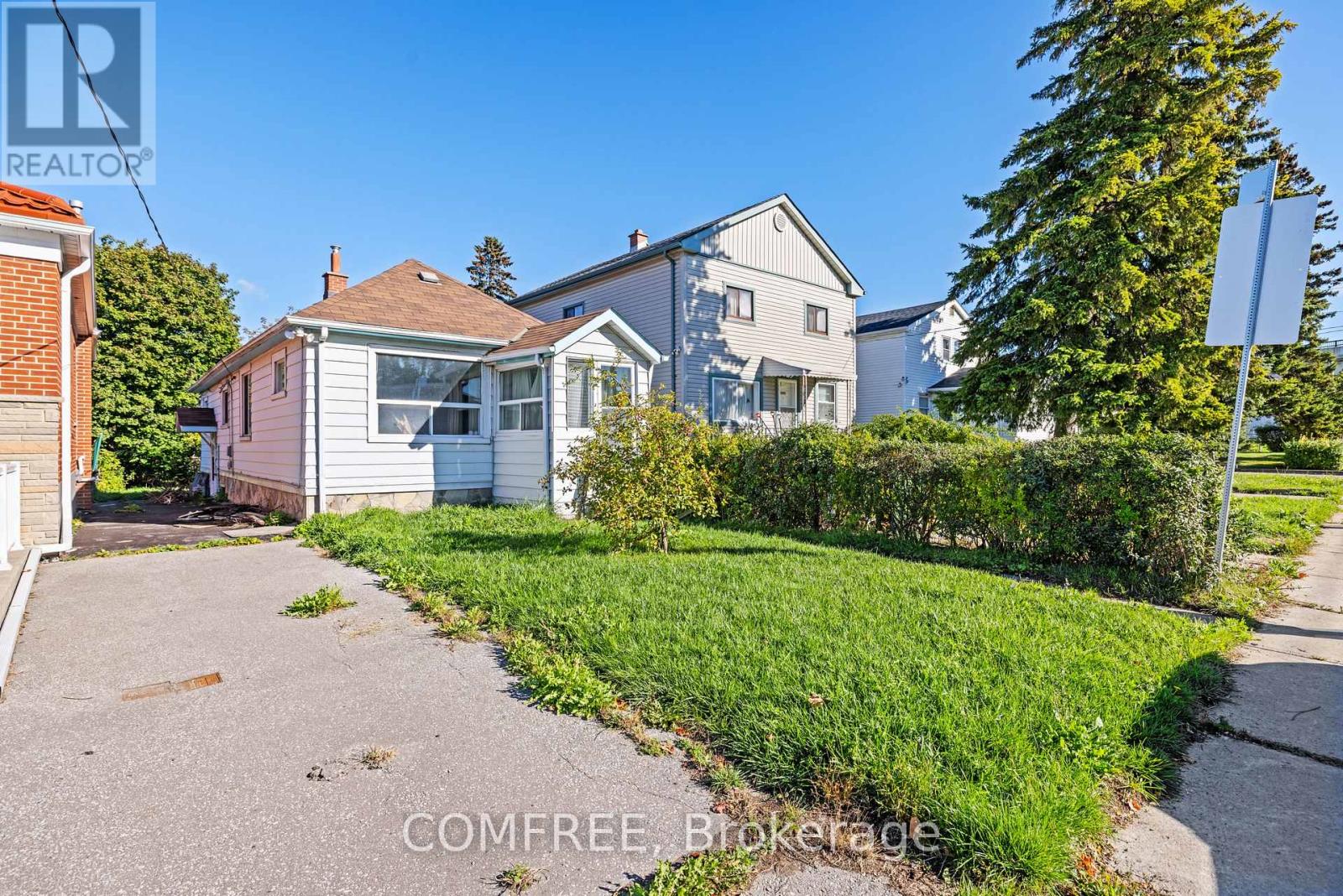 18 Glasgow Avenue Property Photo 3