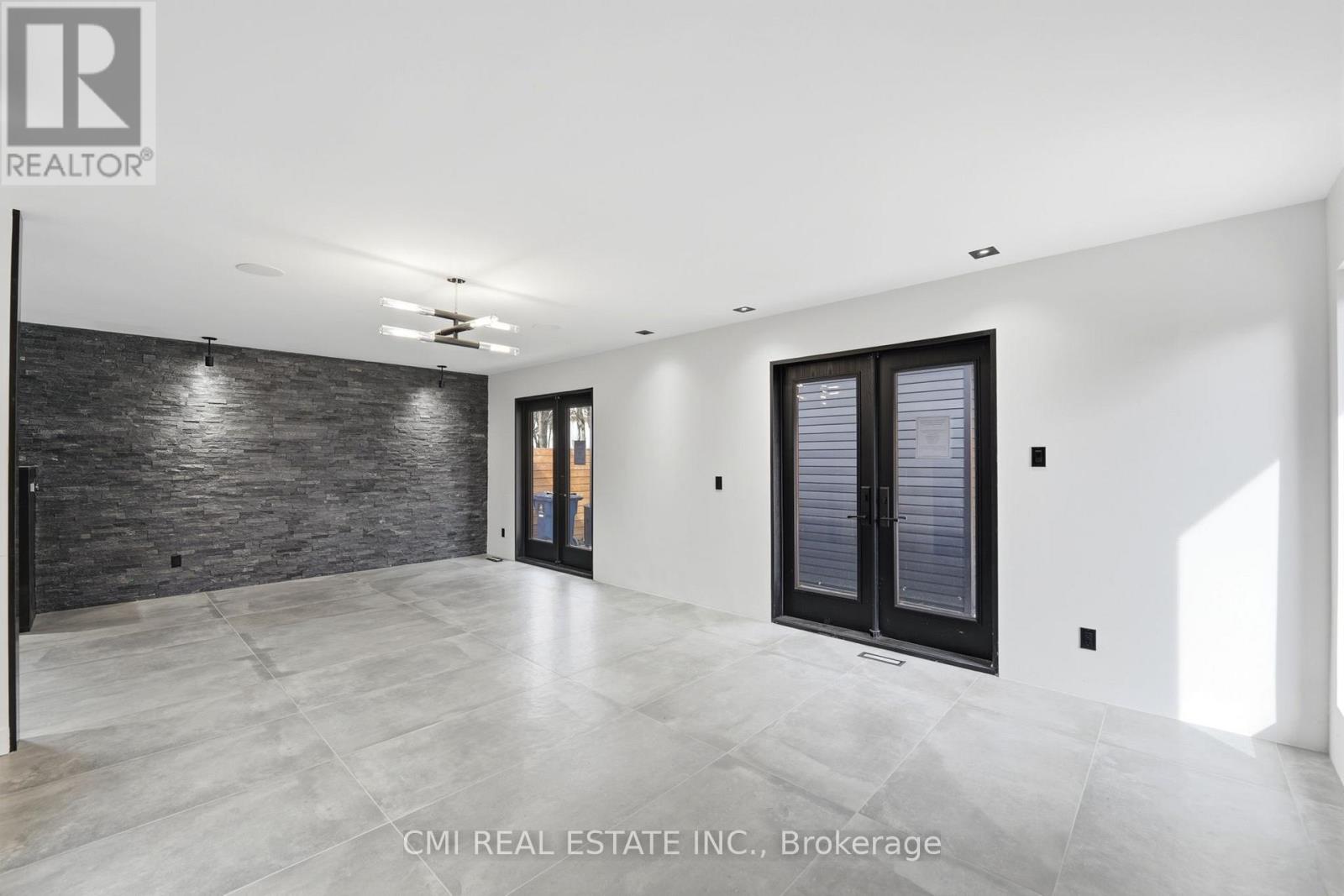 23 Logstone Crescent Property Photo 25