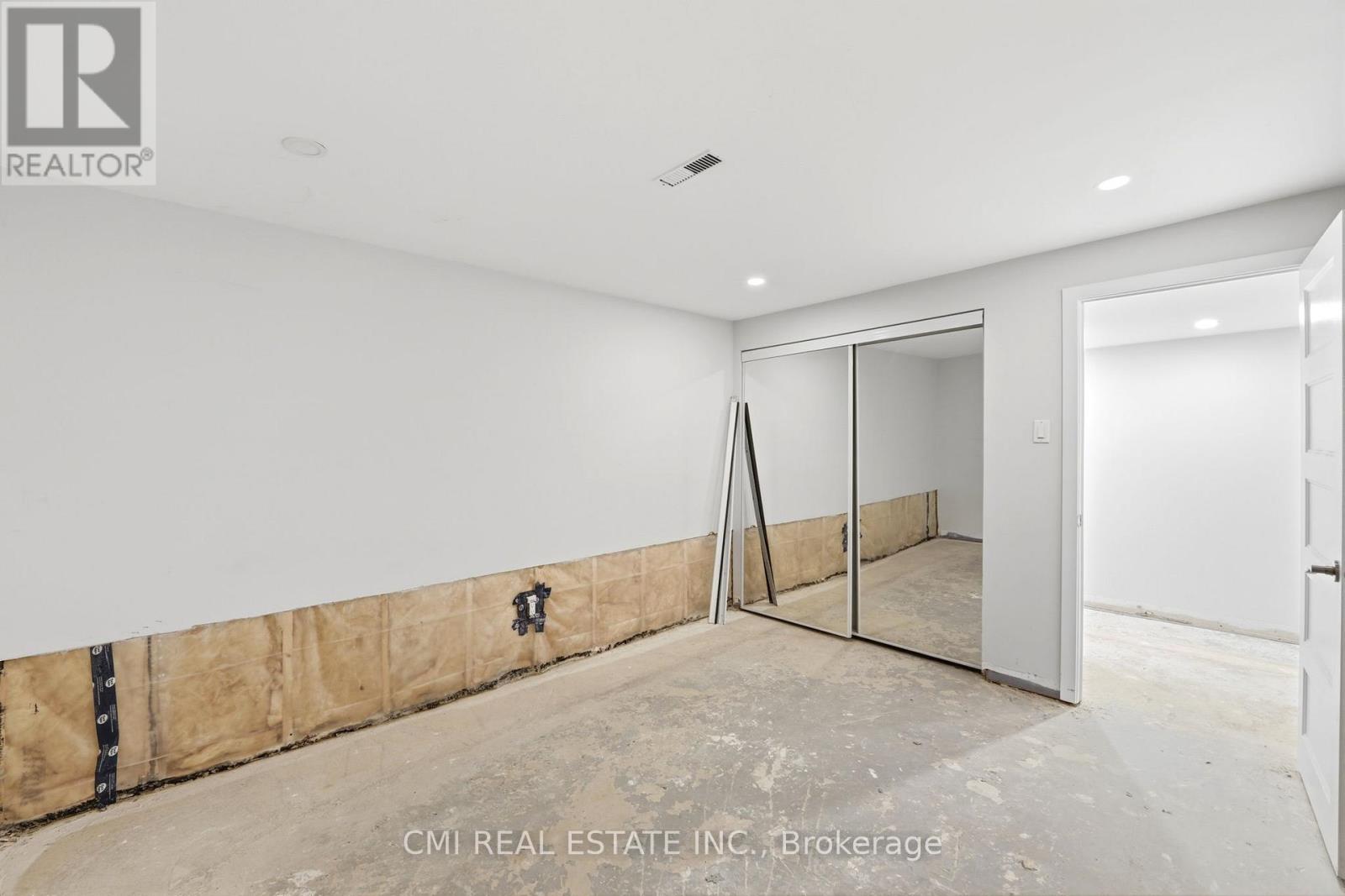 23 Logstone Crescent Property Photo 33