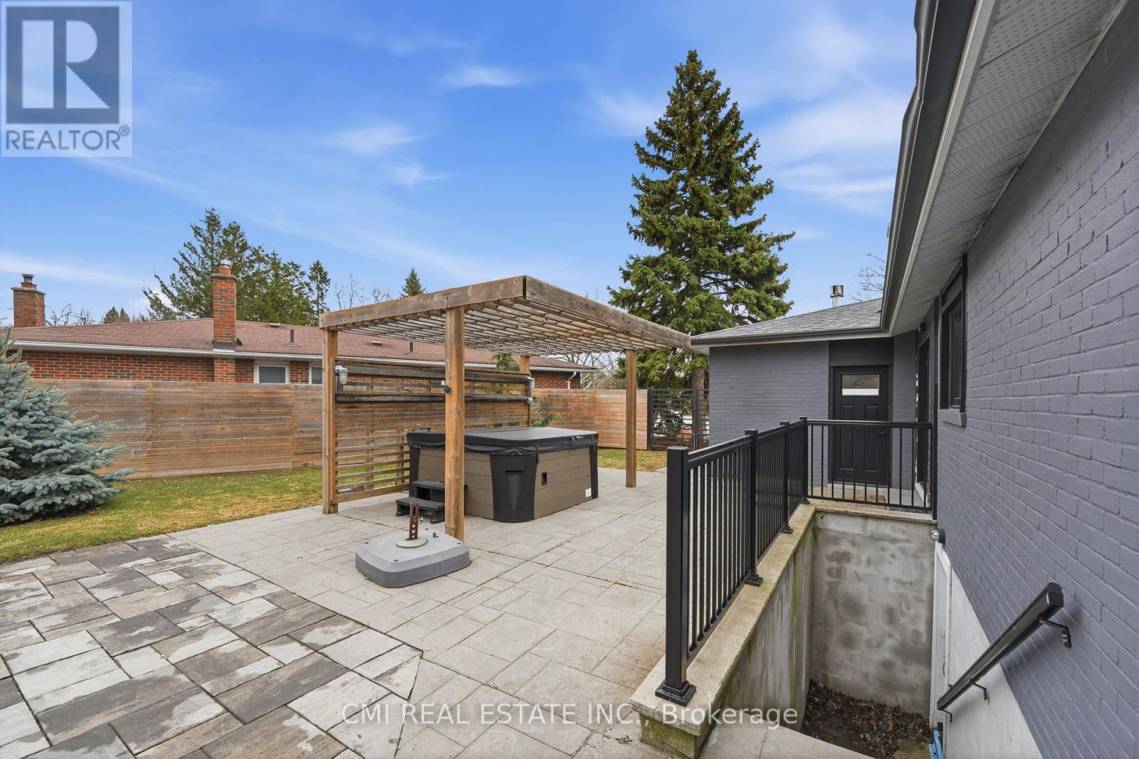 23 Logstone Crescent Property Photo 37
