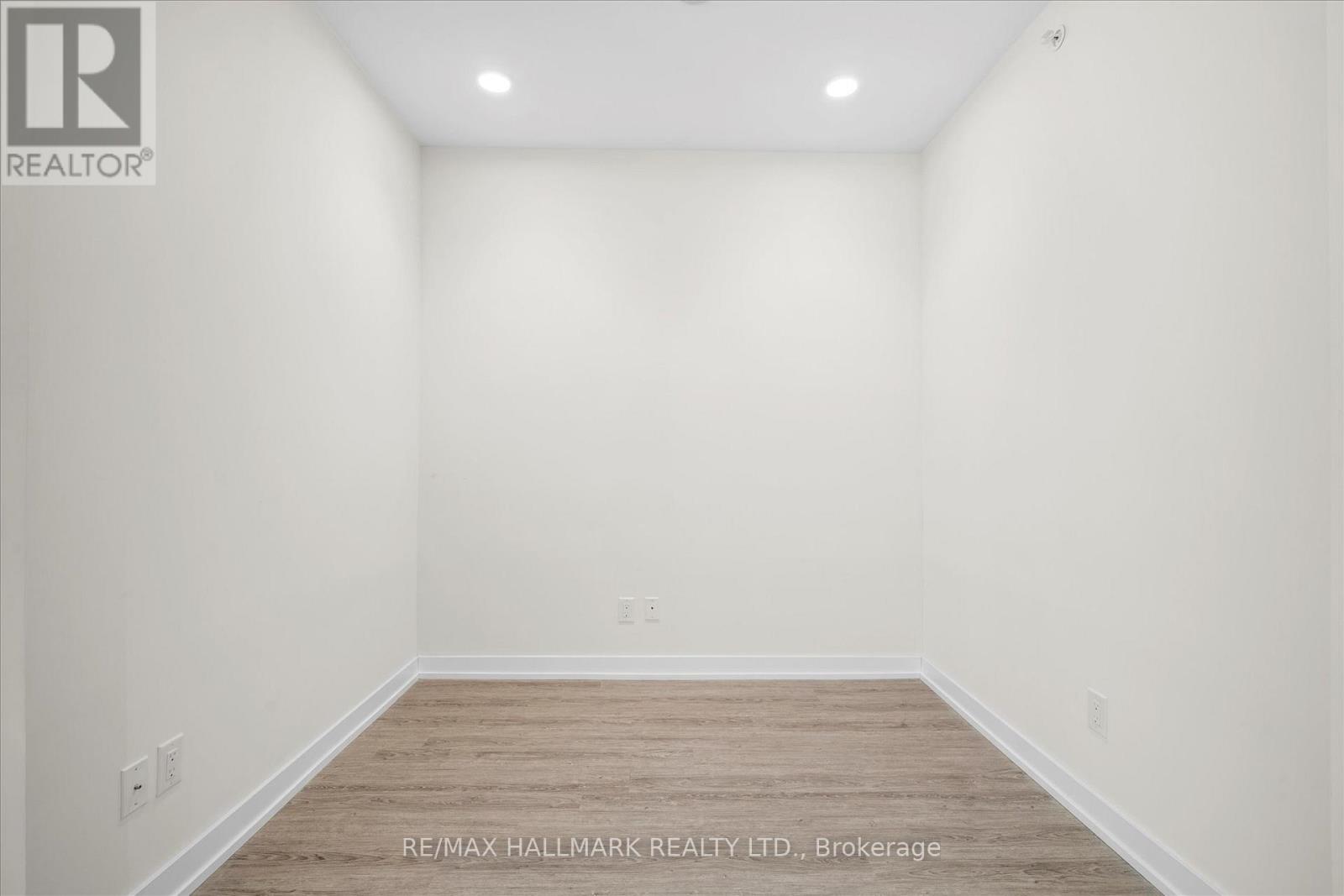Th9 - 1350 Kingston Road Property Photo 23