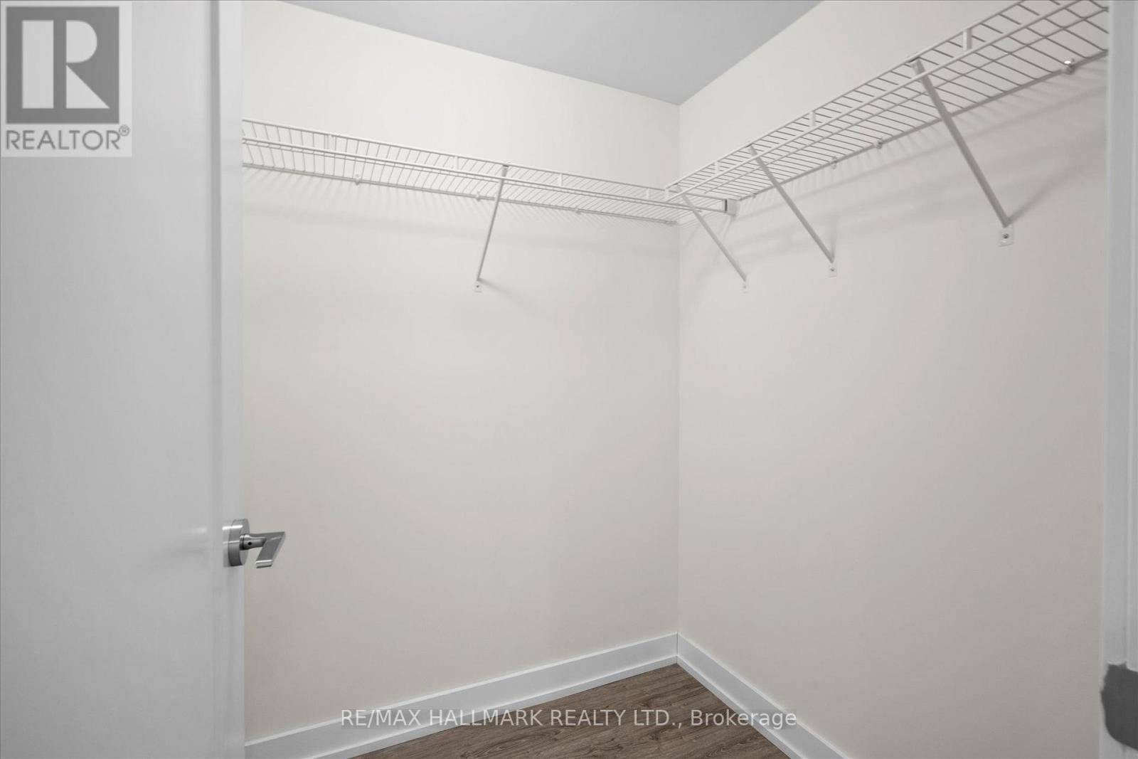 Th9 - 1350 Kingston Road Property Photo 33