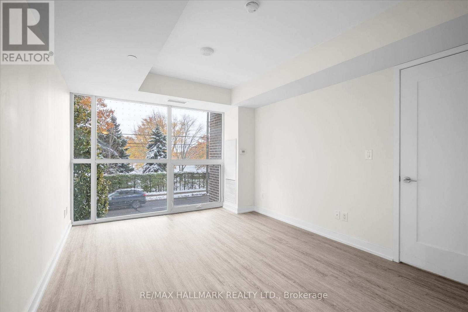 Th9 - 1350 Kingston Road Property Photo 34