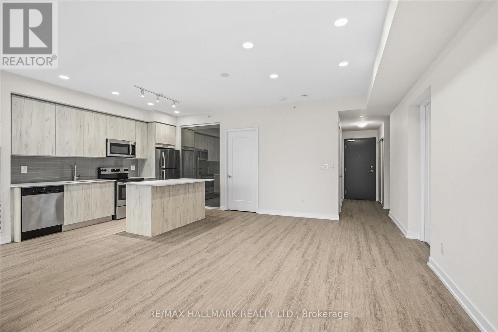310 - 1350 Kingston Road Property Photo 12