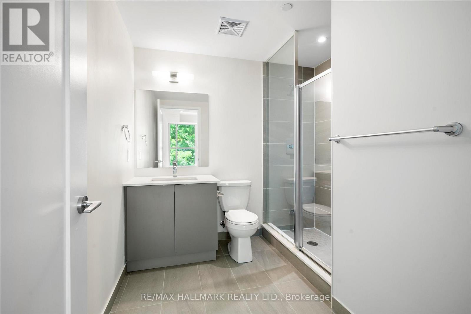 117 - 1350 Kingston Road Property Photo 18