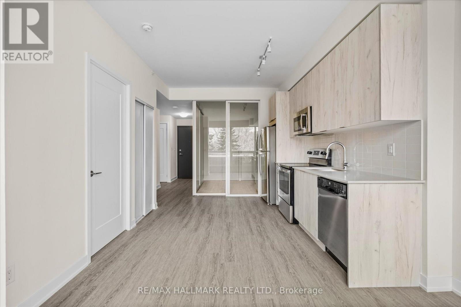 215 - 1350 Kingston Road Property Photo 11