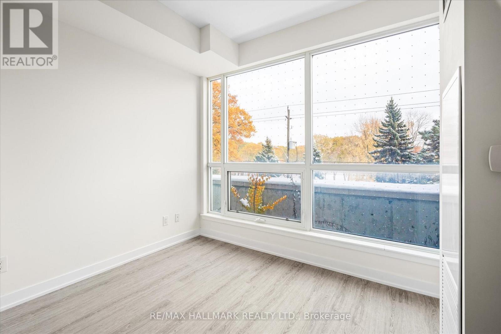 215 - 1350 Kingston Road Property Photo 12