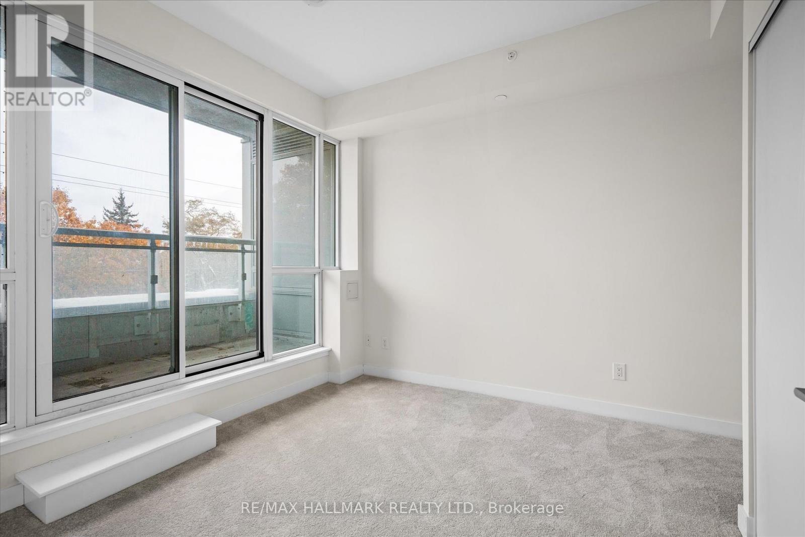215 - 1350 Kingston Road Property Photo 18