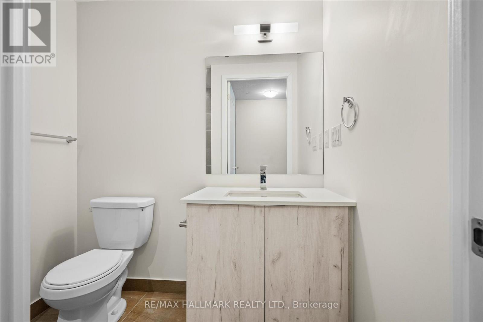215 - 1350 Kingston Road Property Photo 22