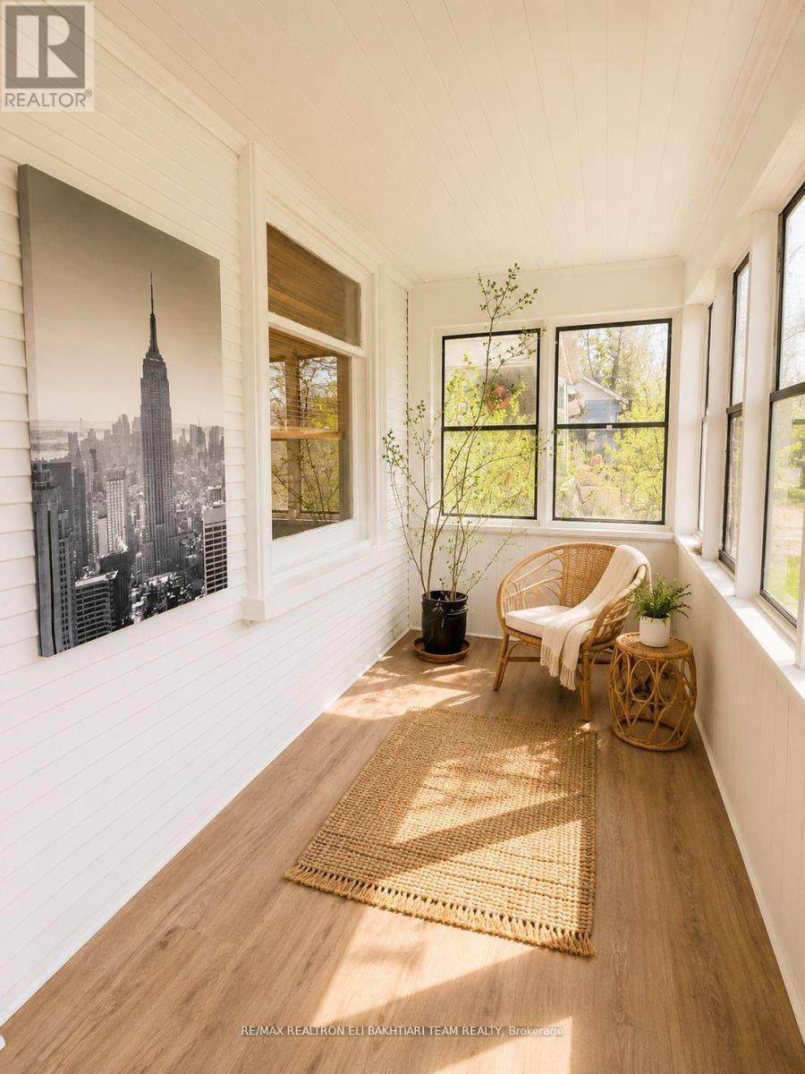 43 King Edward Avenue Property Photo 6