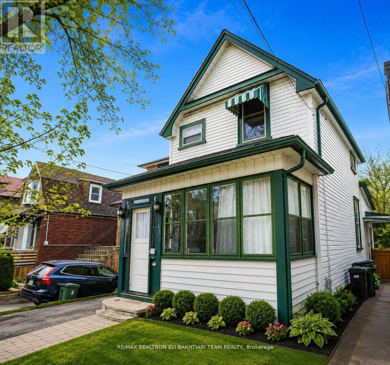 43 King Edward Avenue Property Photo 27