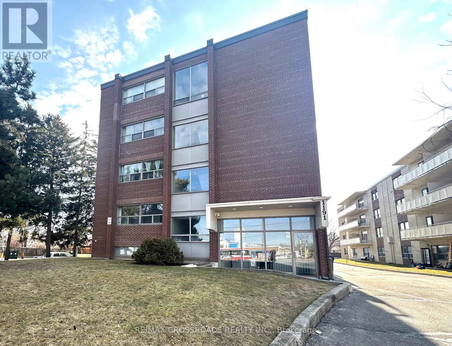204 - 1191 ELLESMERE ROAD