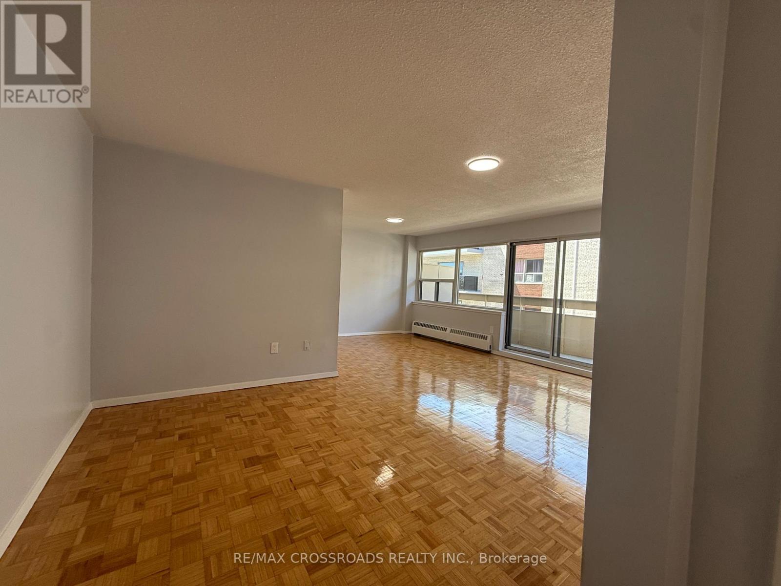 204 - 1191 Ellesmere Road Property Photo 3