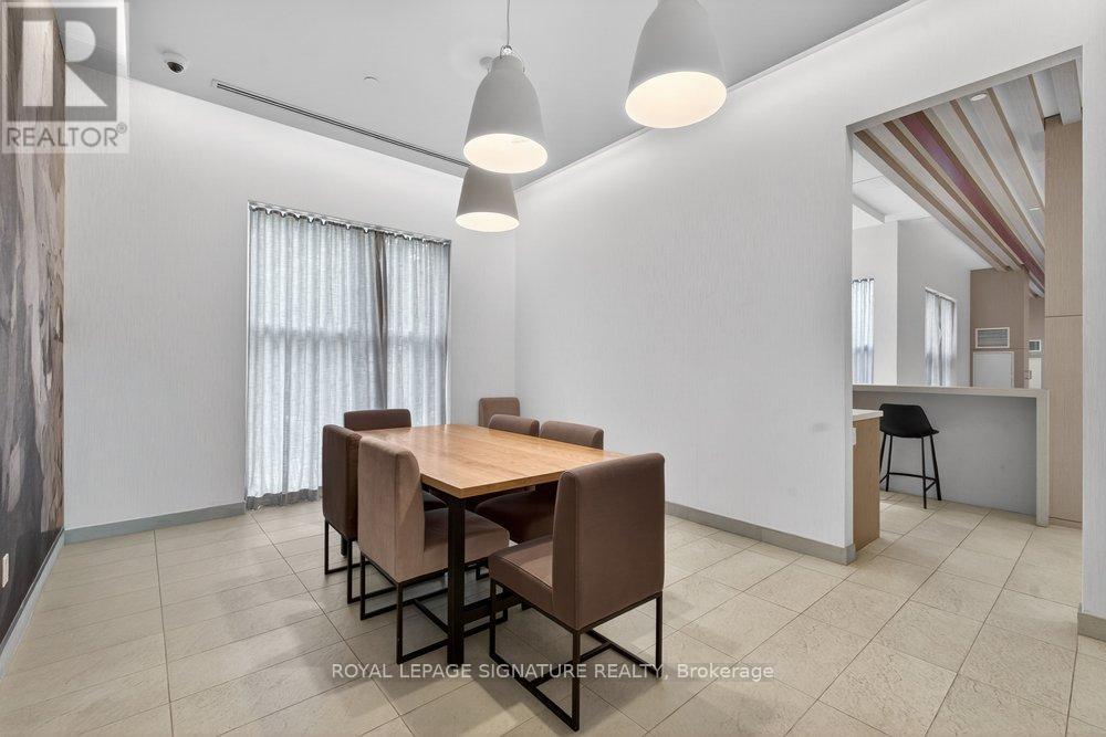 109 - 2301 Danforth Avenue Property Photo 24