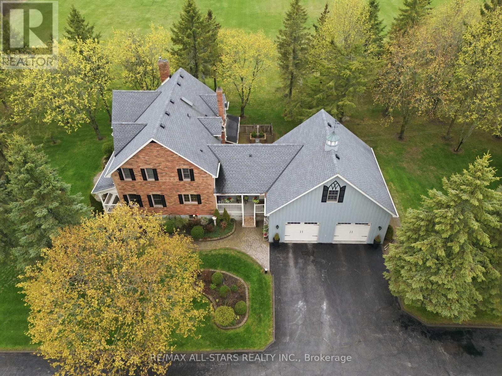 4271 Fallis Road Property Photo 1