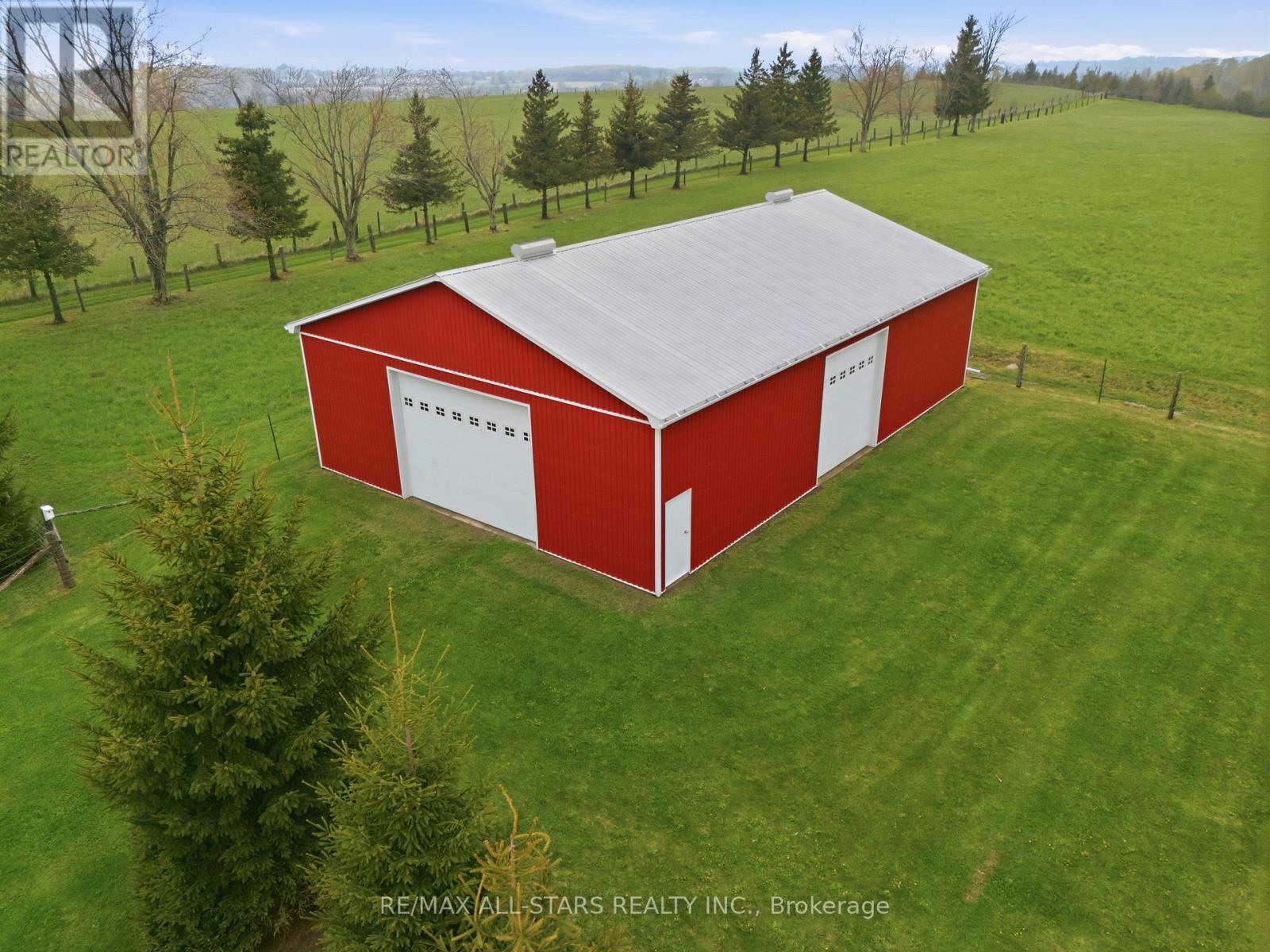 4271 Fallis Road Property Photo 4