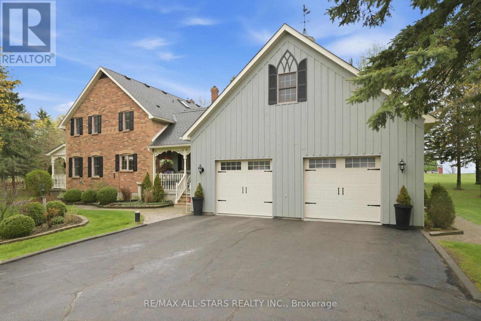 4271 Fallis Road Property Photo 7