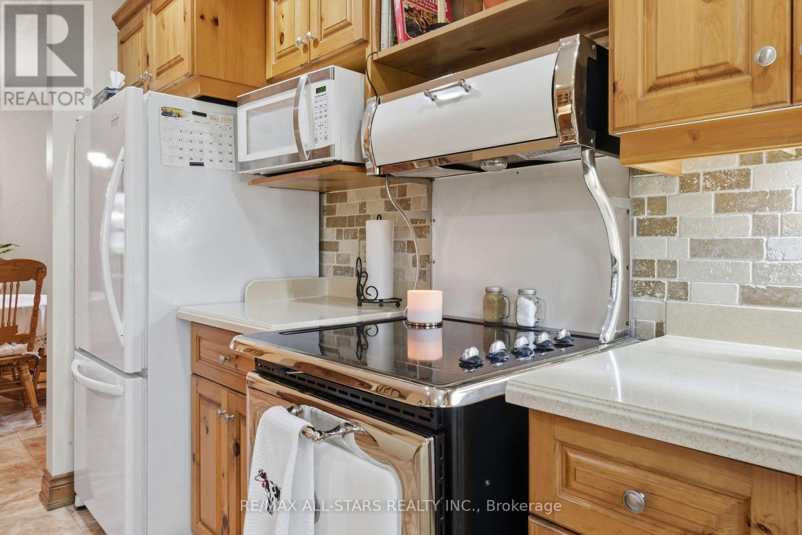 4271 Fallis Road Property Photo 16