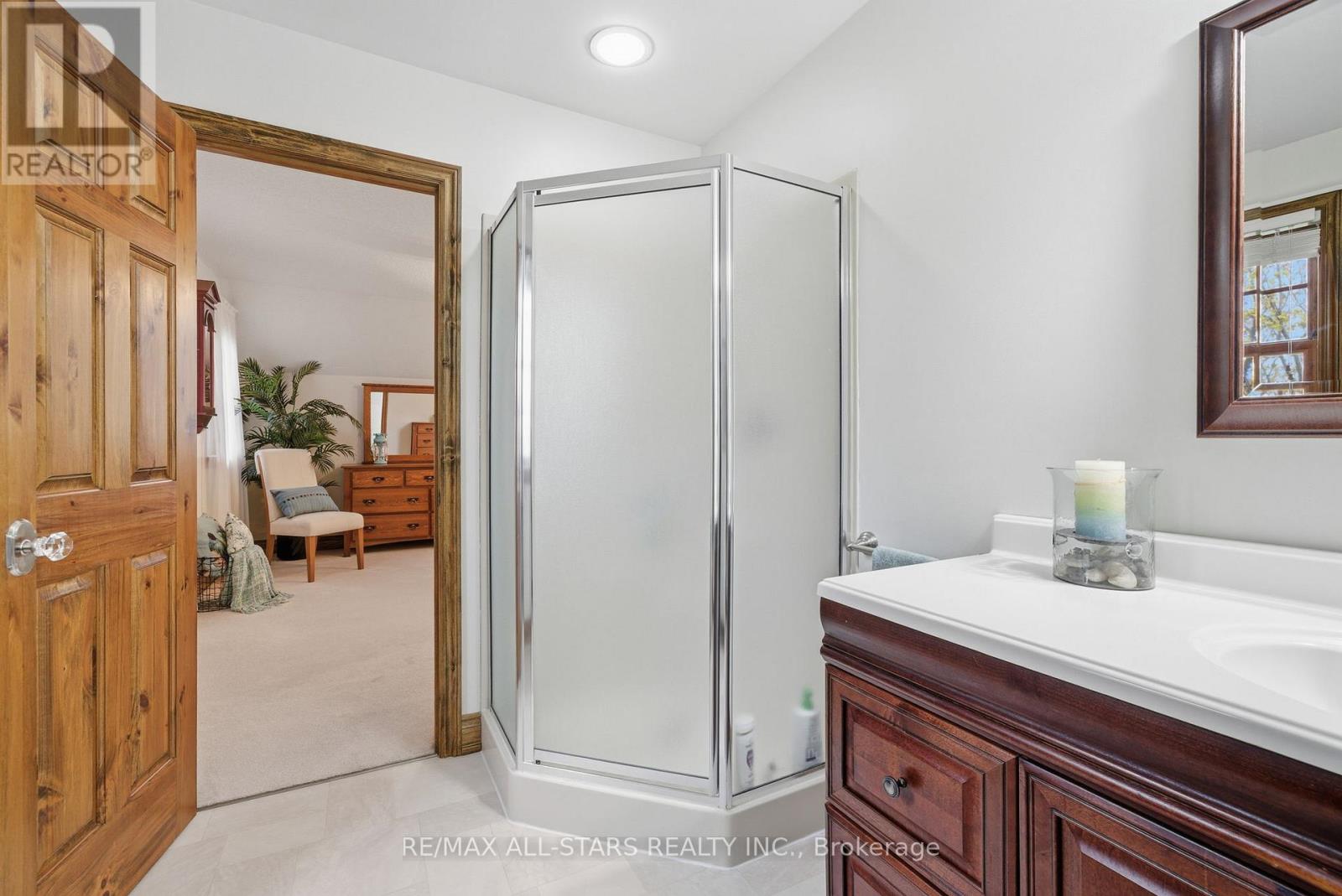 4271 Fallis Road Property Photo 25