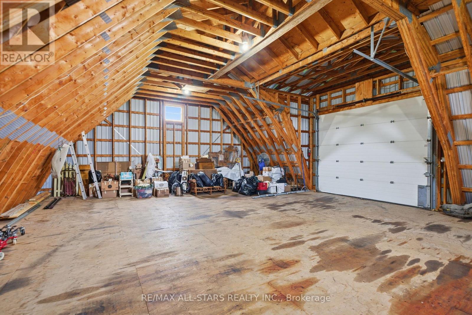 4271 Fallis Road Property Photo 33