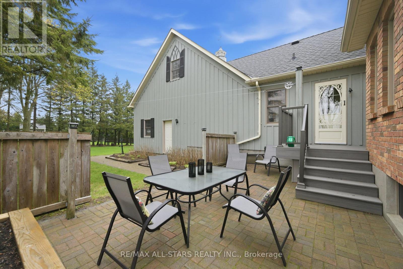 4271 Fallis Road Property Photo 37